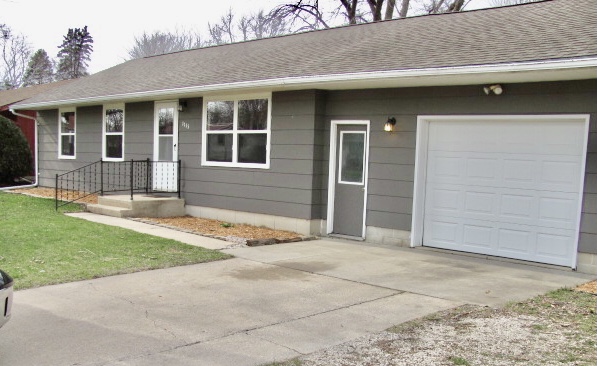 1115 Poplar Street
